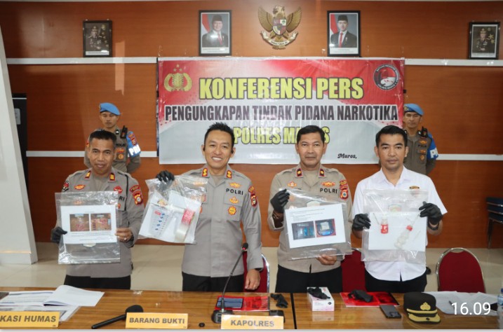 Jejak Peredaran Cairan Sintetis Terbongkar, 84 Botol Cairan Sintetis dan 8 Tersangka Diamankan