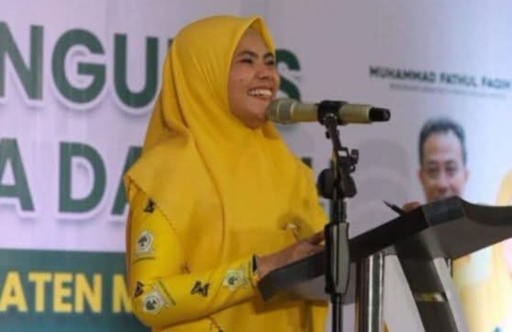 Ketua DPD II Golkar Maros, Suhartina Bohari Mengundurkan Diri