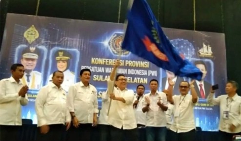 Suwardi Terpilih Secara Aklamasi Ketua PWI Sulsel Periode 2026 - 2031